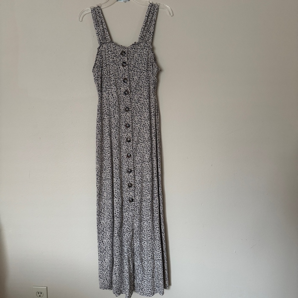 Japna Black and White Sleeveless Maxi Sundress
